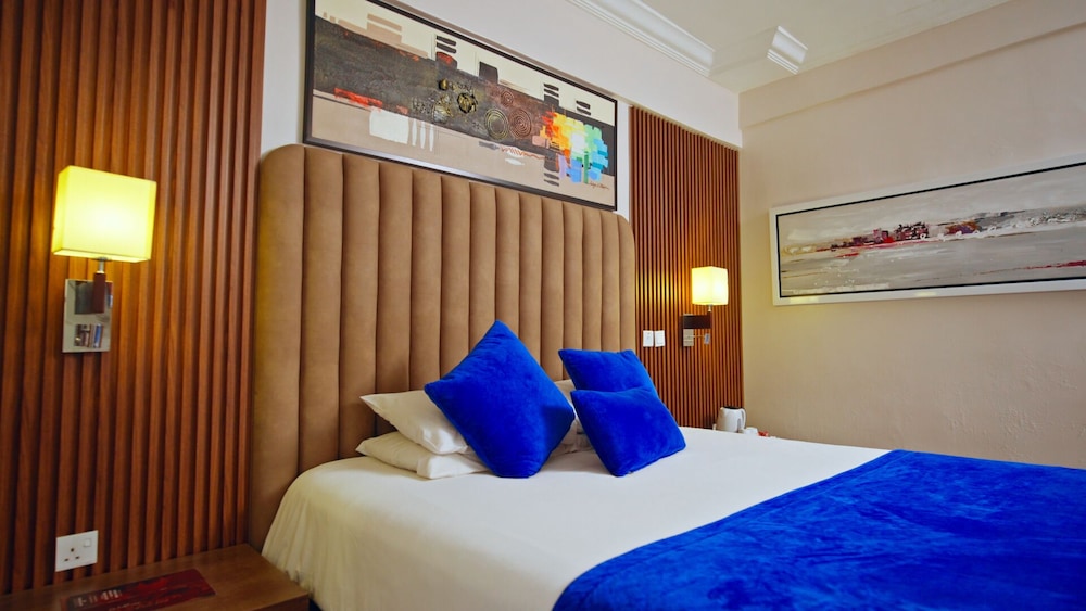 BON HOTEL STRATTON ASOKORO 19/45