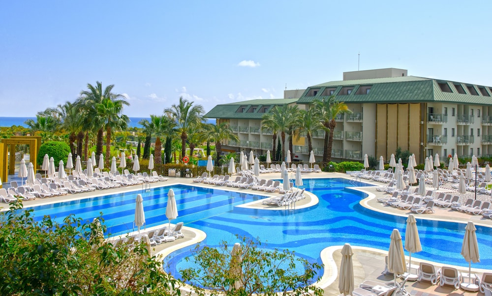 Novum Garden Side Hotel 5/70
