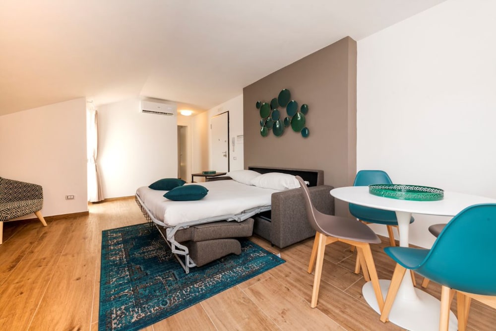 Residence Aurelia Antica 6/33