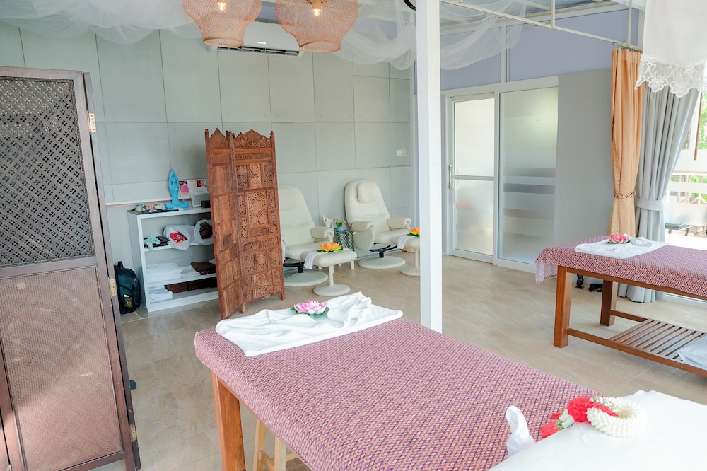 Aochalong Villa Resort & Spa 40/75