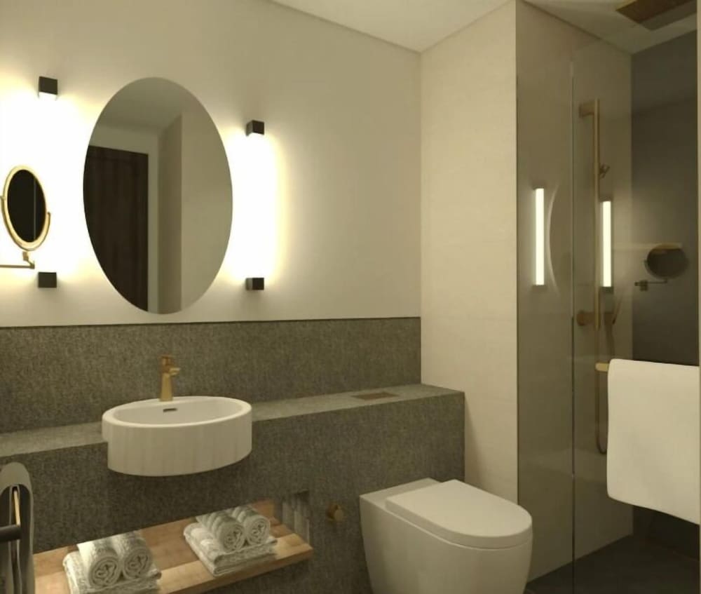 Ramada by Wyndham Istanbul Airport Arnavutkoy 67/68