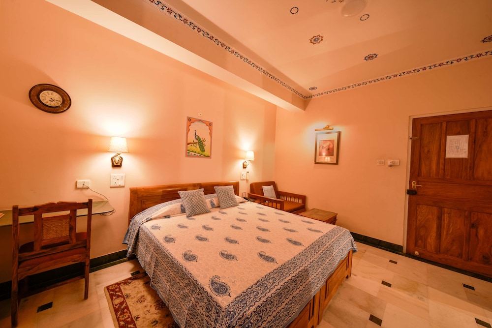 Hotel Arya Niwas 21/47