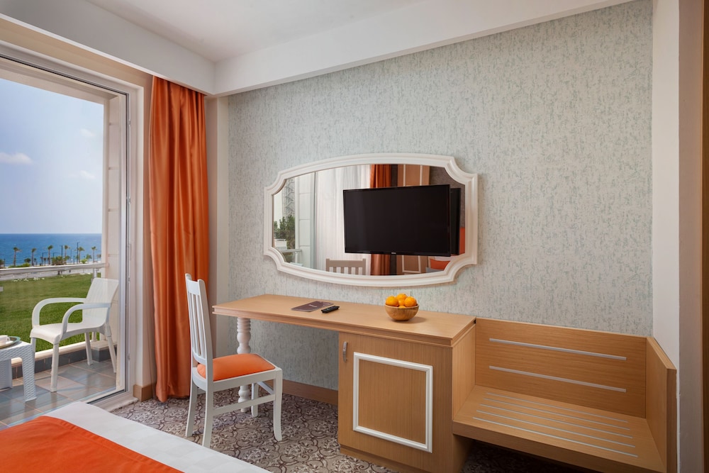 Golden Orange Hotel 31/38