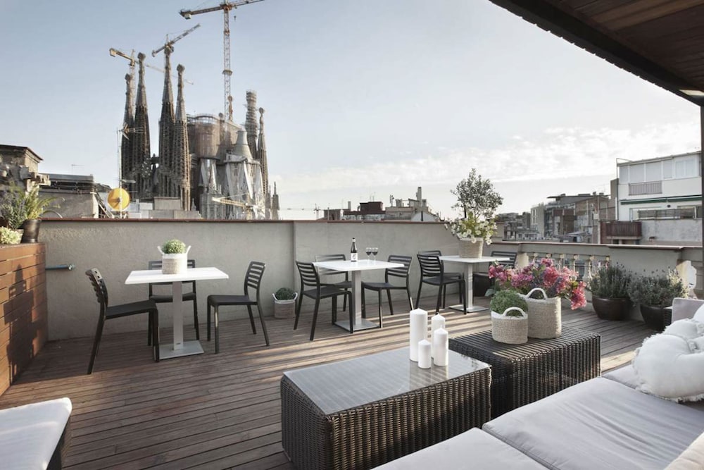 Enjoybcn Gaudi Apartments 31/50