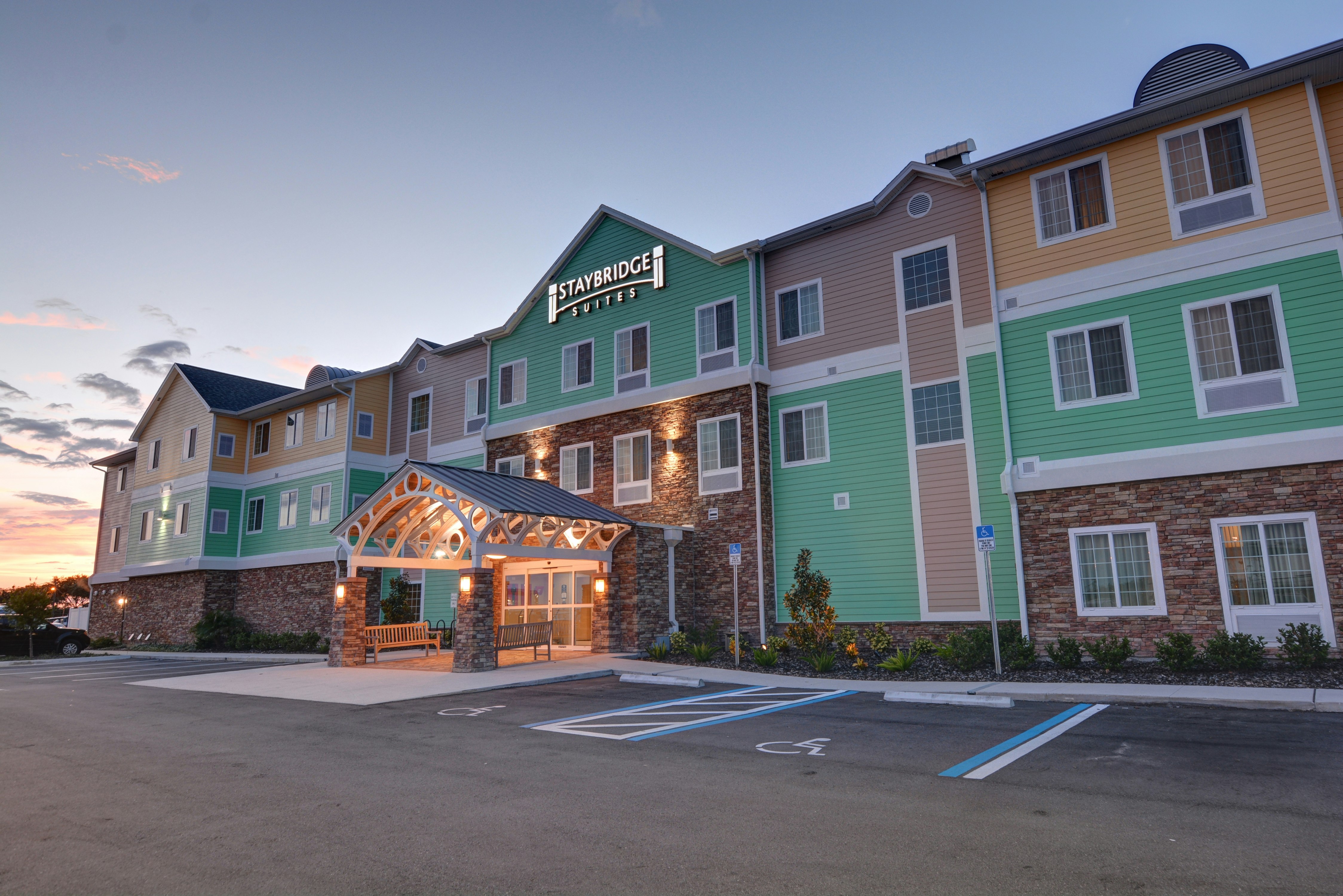 Staybridge Suites Lakeland West 27/34