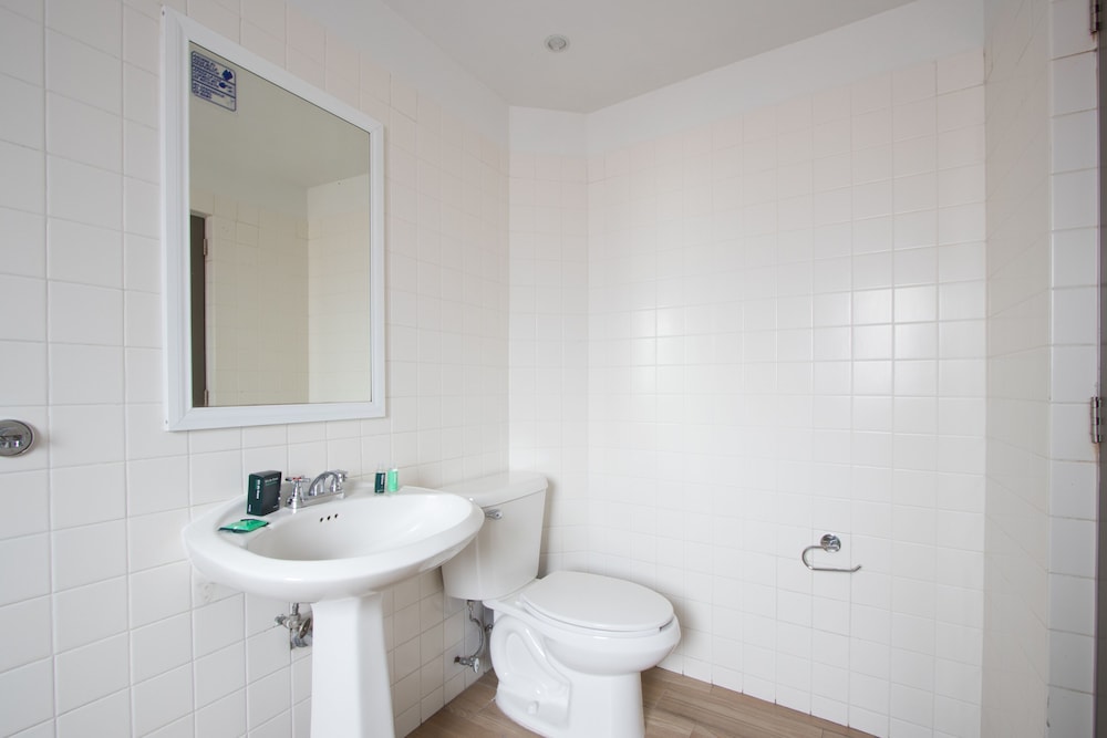 Ayenda Continental Mexicano 41/44
