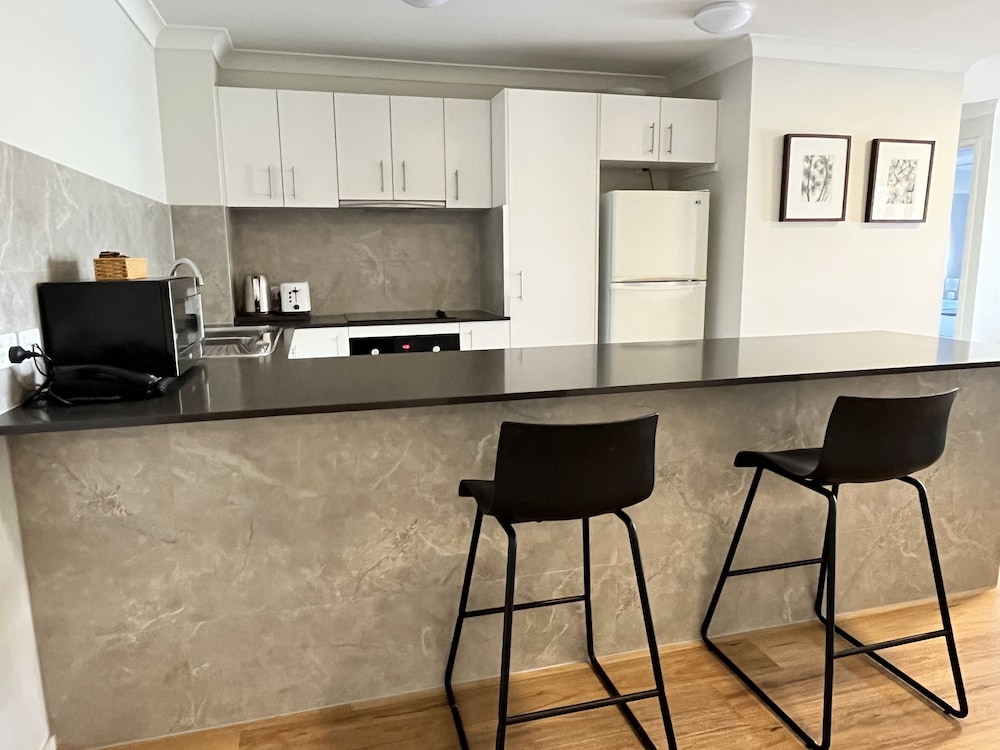 Parkview Apartments 6/45