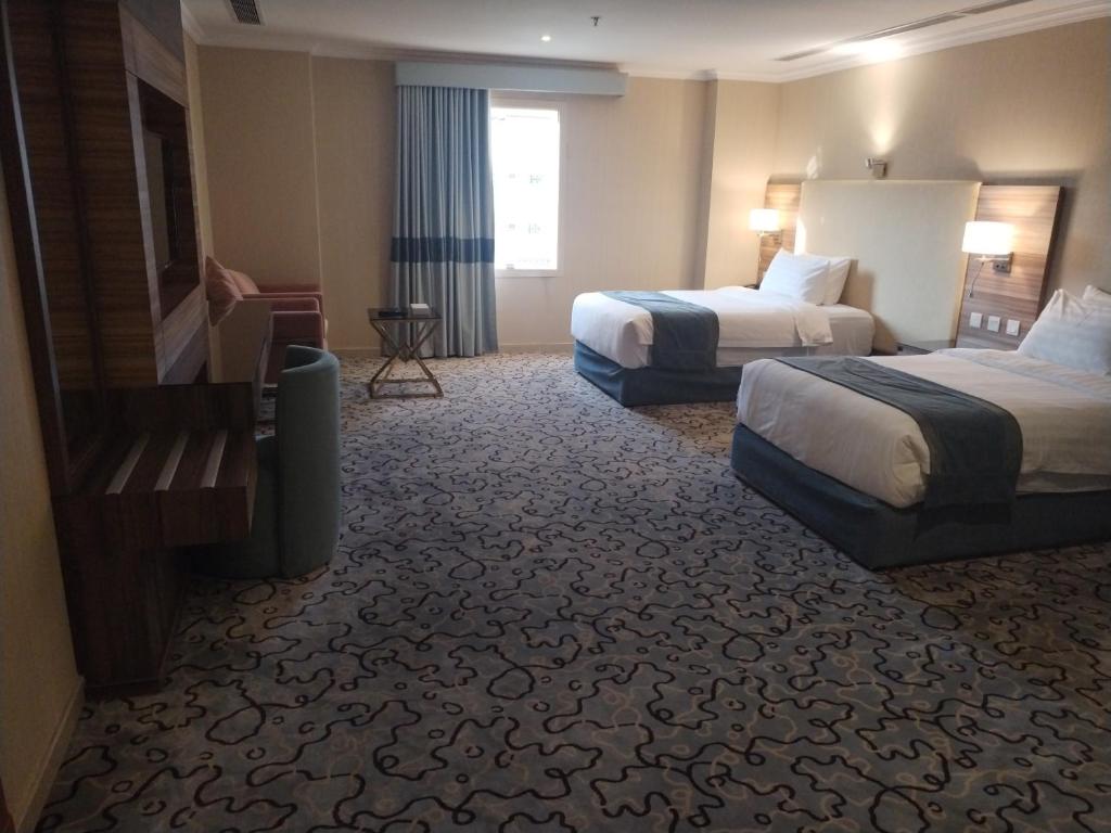 Junior Suite, Classic, Al Shahba Al Faiha Hotel 2/4