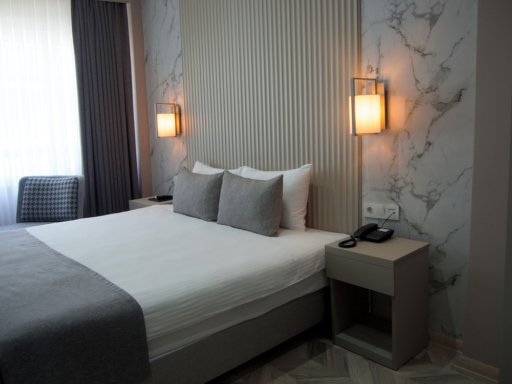 The Roomy Hotel Nisantasi 7/25