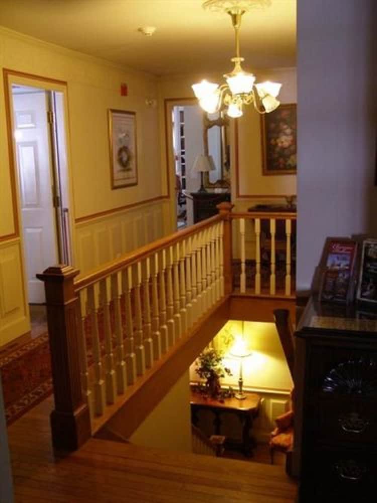Asa Ransom House 6/62
