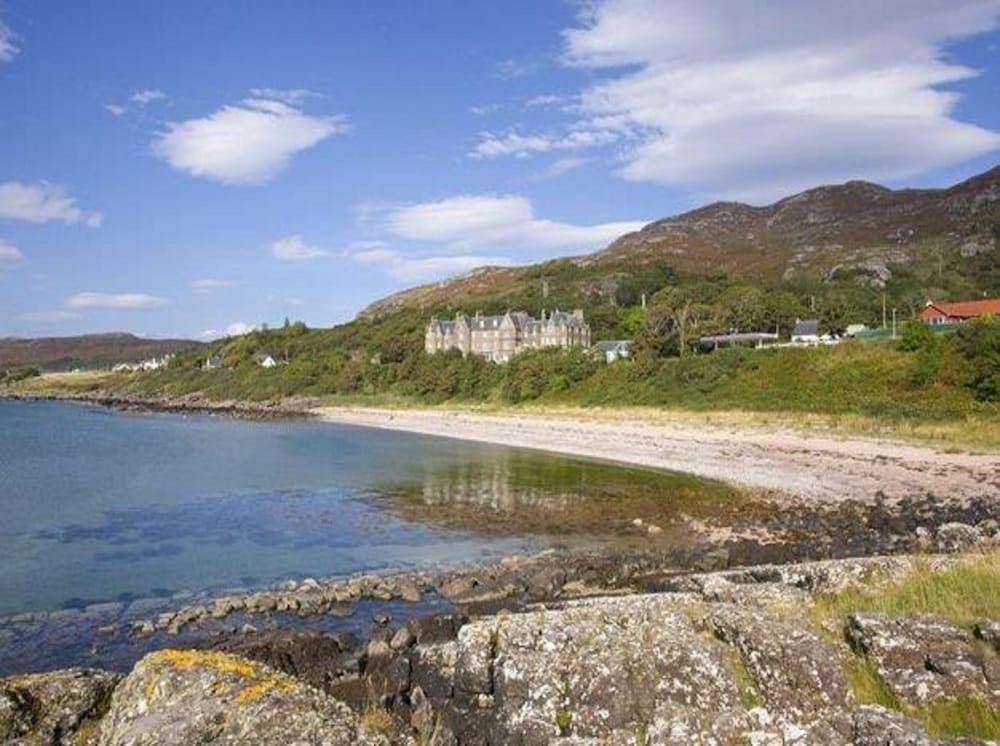 Gairloch Hotel 46/50