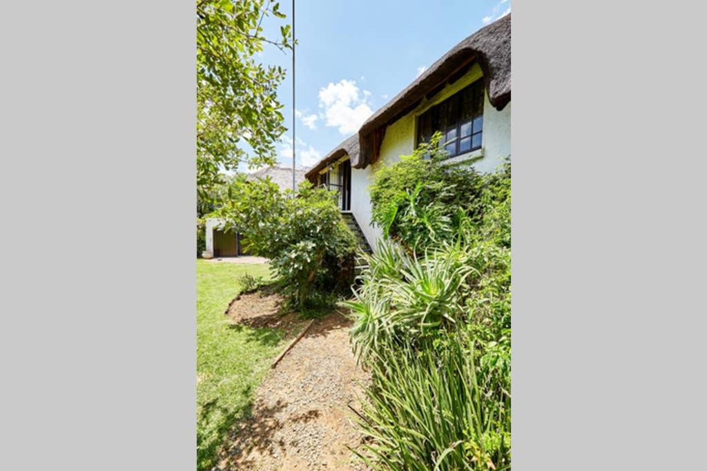 41 Ridge Self-catering Cottages 45/50