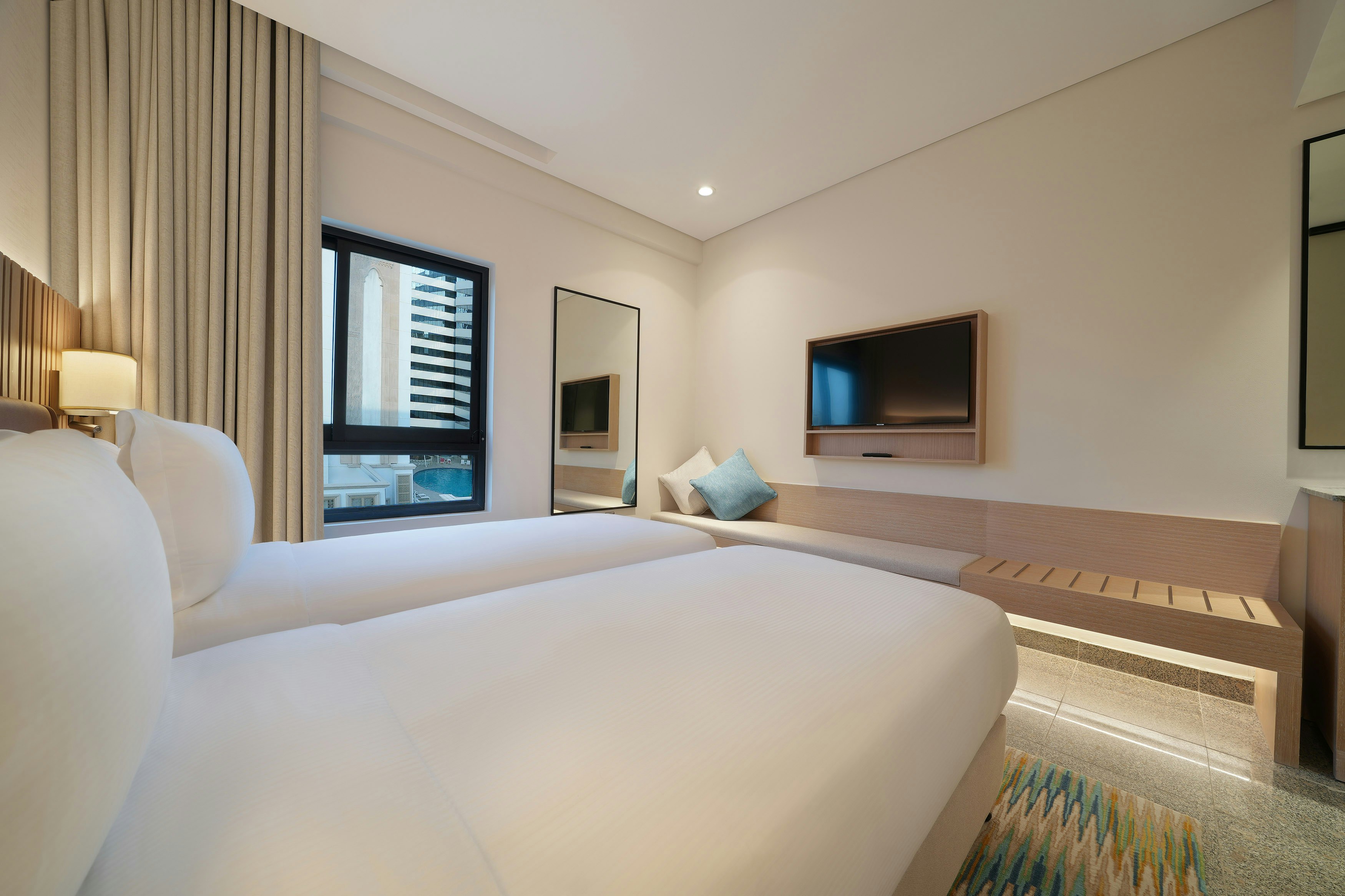 ROOM, TWIN BEDS, CITY VIEW