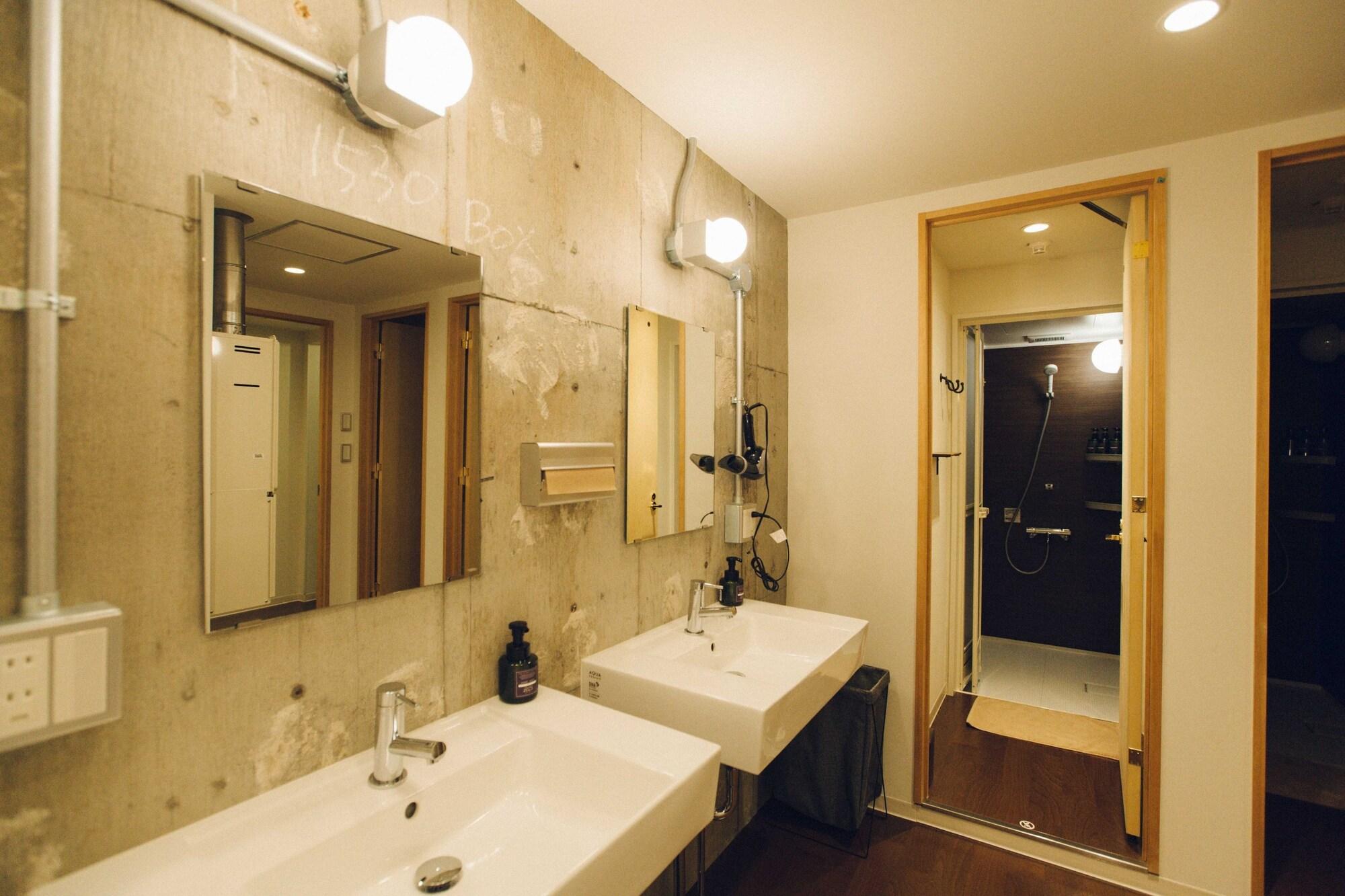 Female Dorm, Female Only