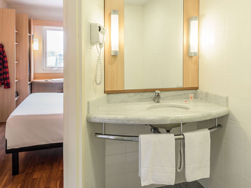 Ibis Blumenau 15/66