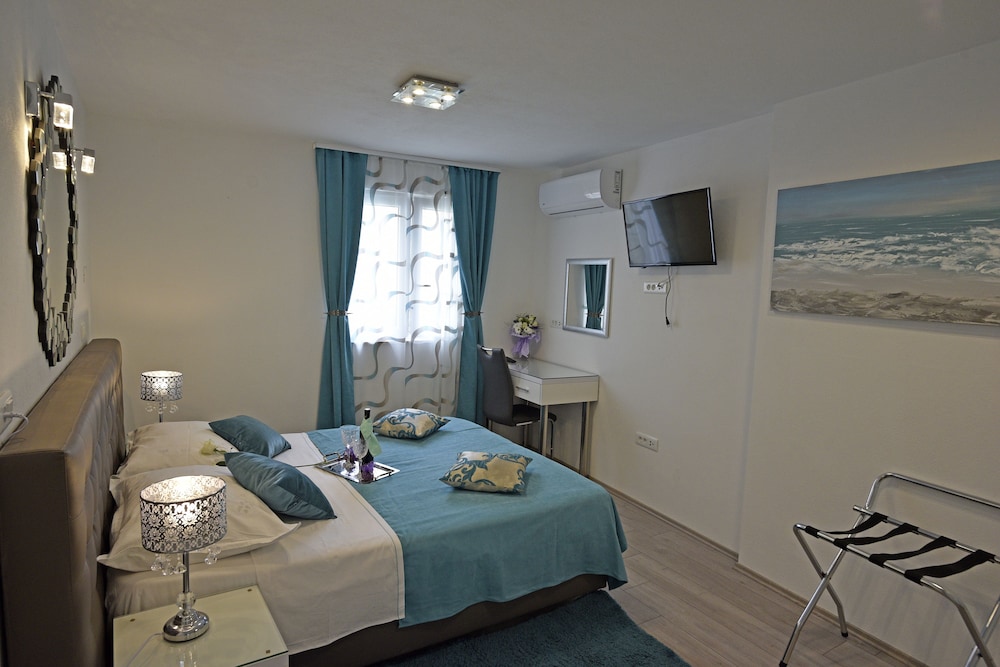 Kuzma Rooms 21/69