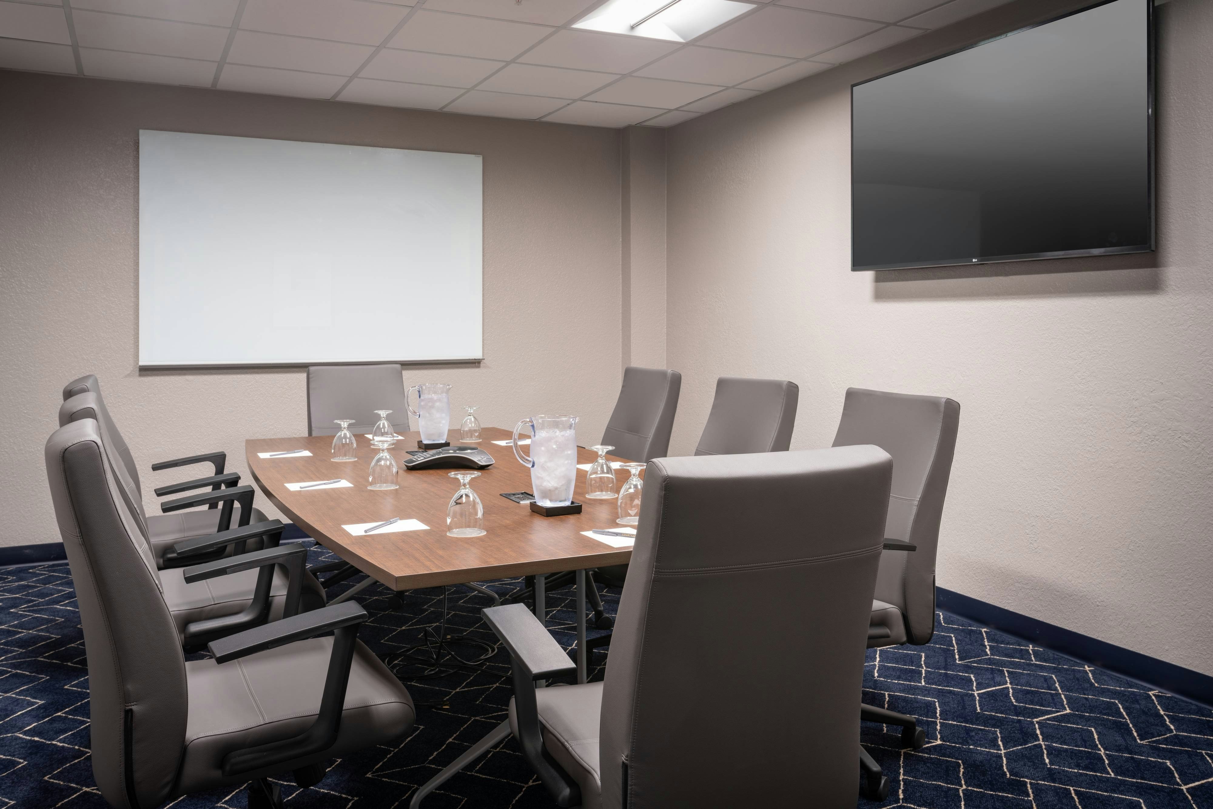 Courtyard by Marriott West Palm Beach 6/10