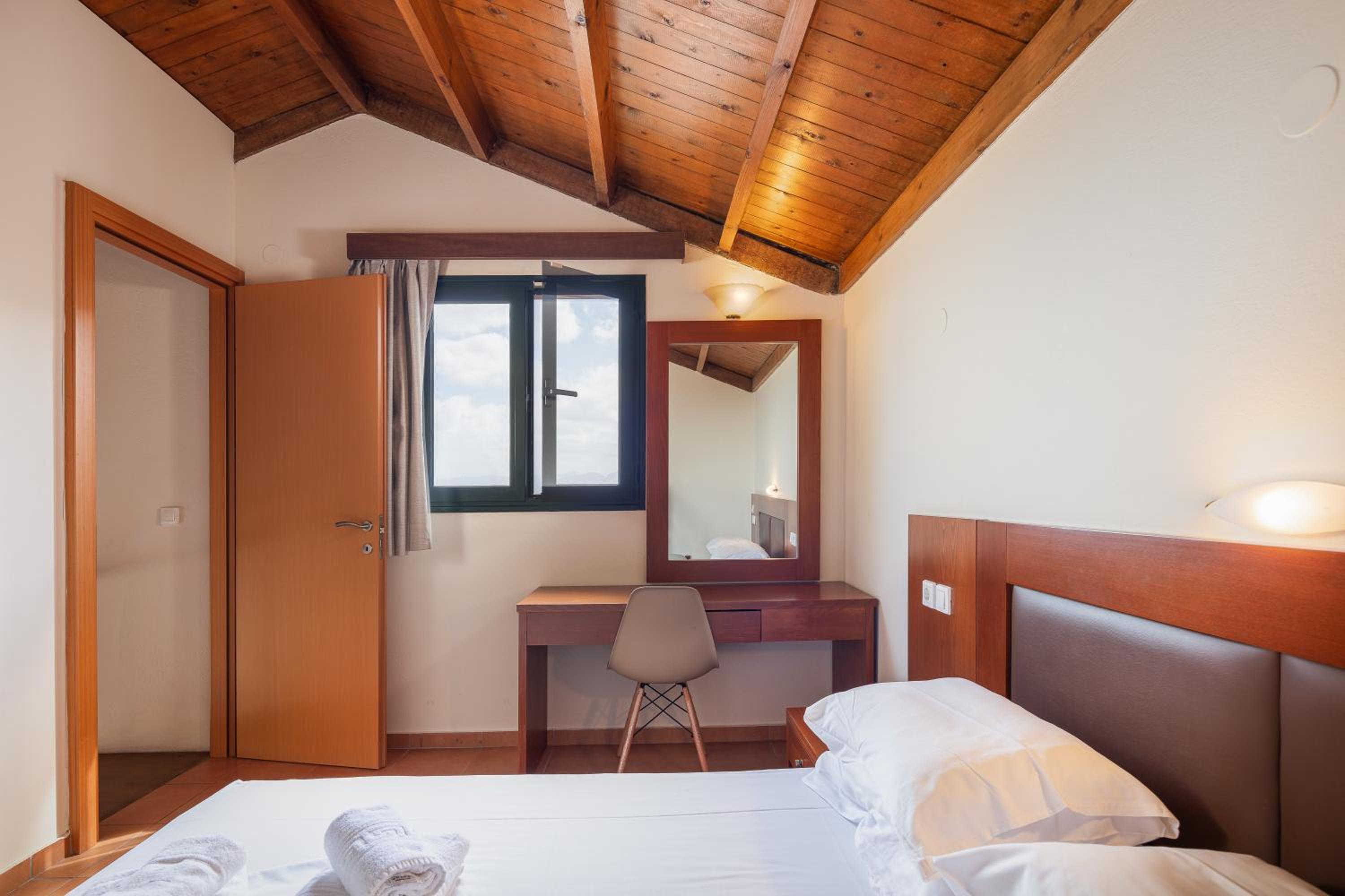 1 Bedroom, Apartment, Mountain View, Two Story
