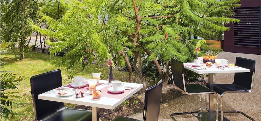 Residhome Carrieres La Defense 29/67