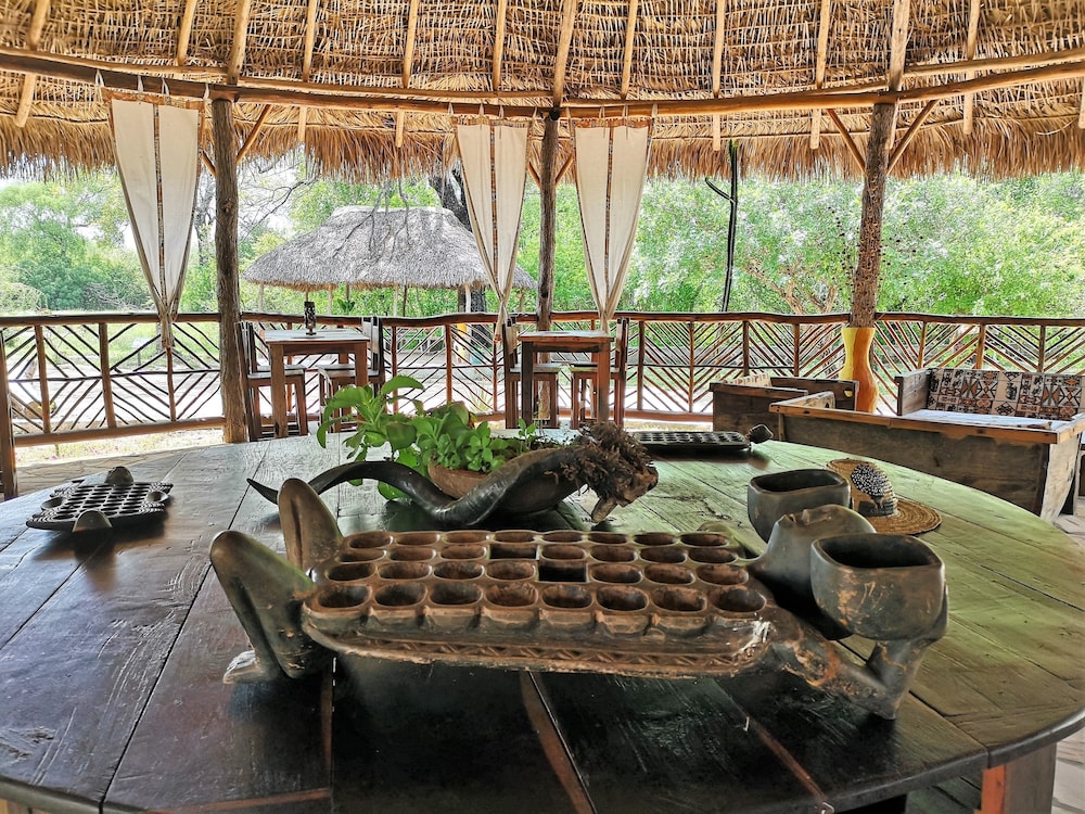 Africa Safari Camp 38/50