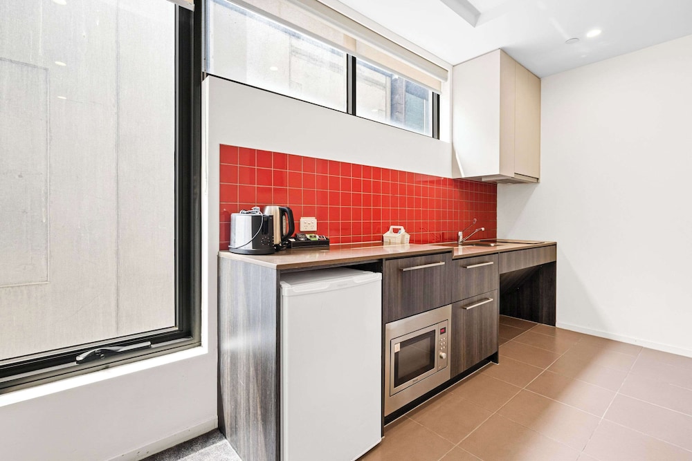 Comfort Apartments Box Hill 14/49