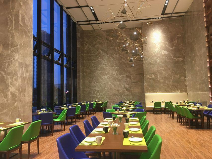 Hampton by Hilton Nanning East Station 20/23