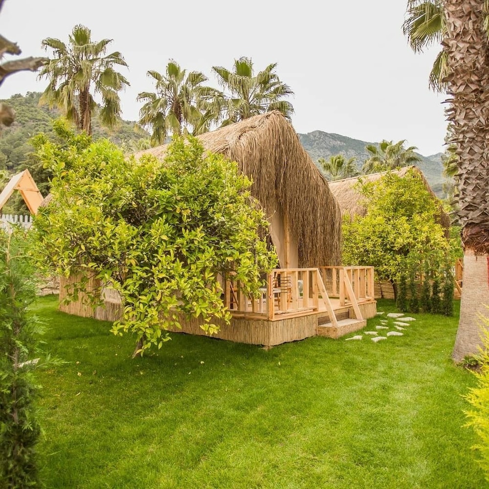 The Hill Glamping 23/47