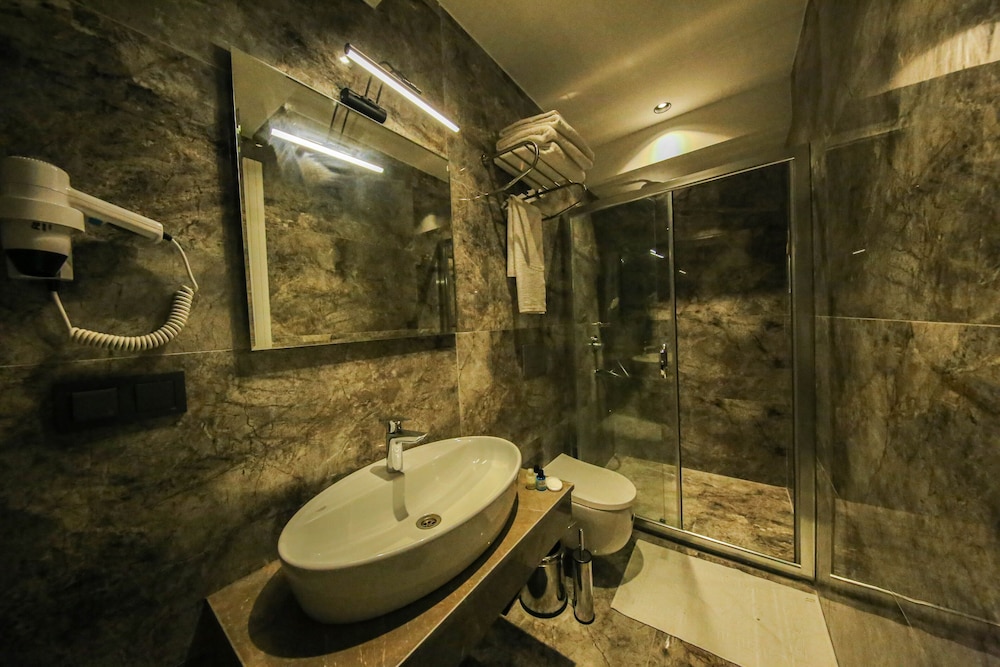 Axu Istanbul Airport Hotel 60/60