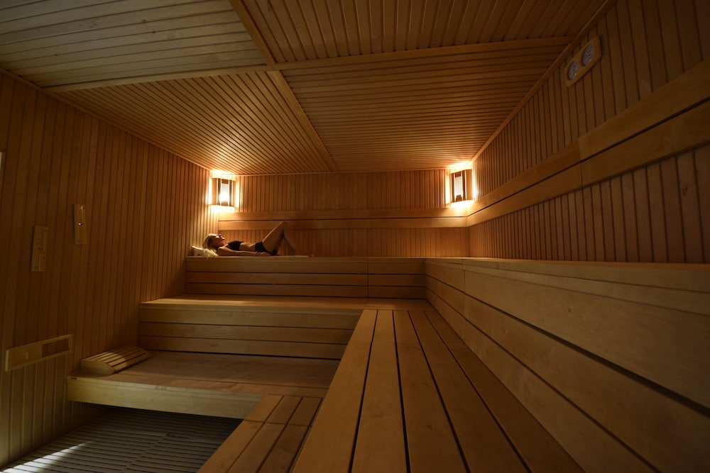 Cocca Hotel Royal Thai SPA 19/50