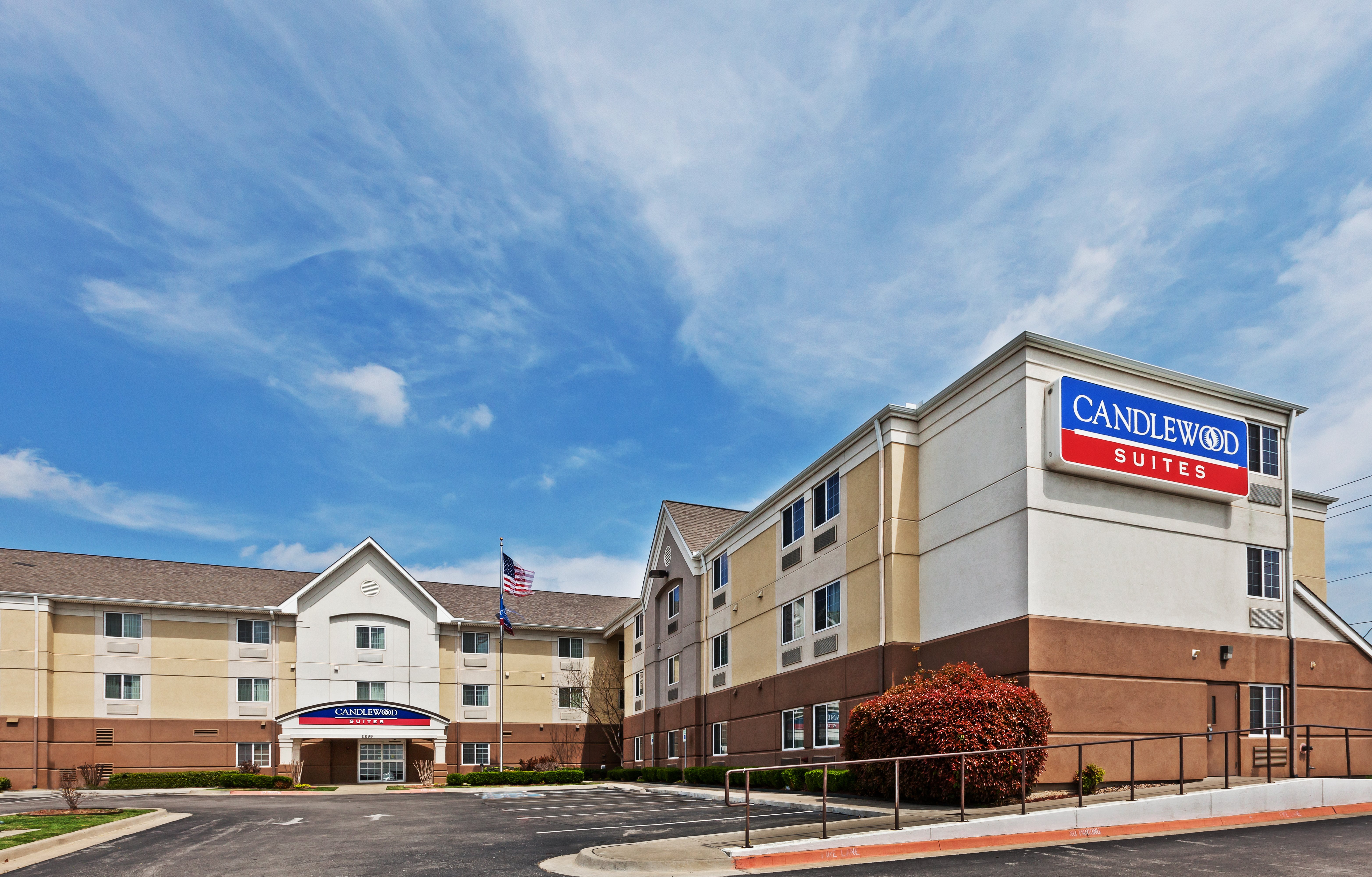 Candlewood Suites Owasso 14/15