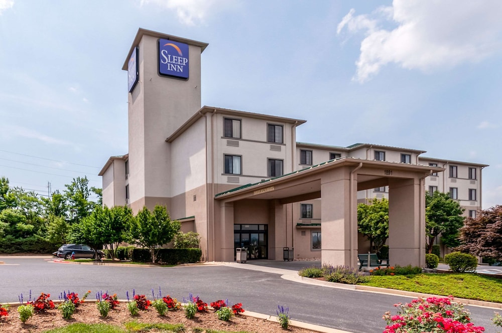 Sleep Inn and Suites Harrisonburg Near University 1/38