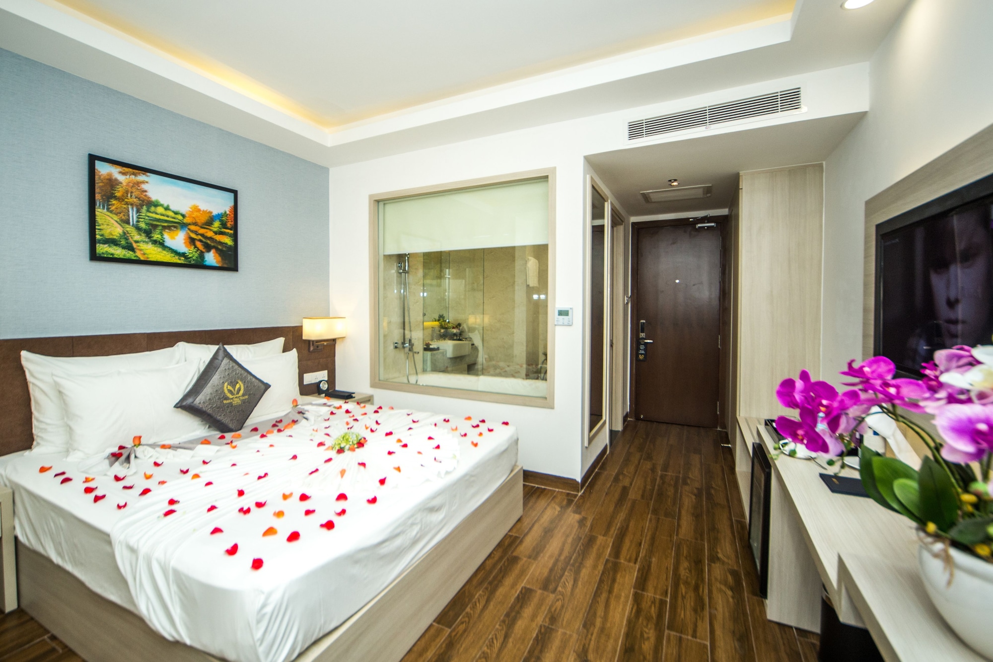 Senior, Queen Bed, Sea View, Hon Chong Retreat Nha Trang 4/10