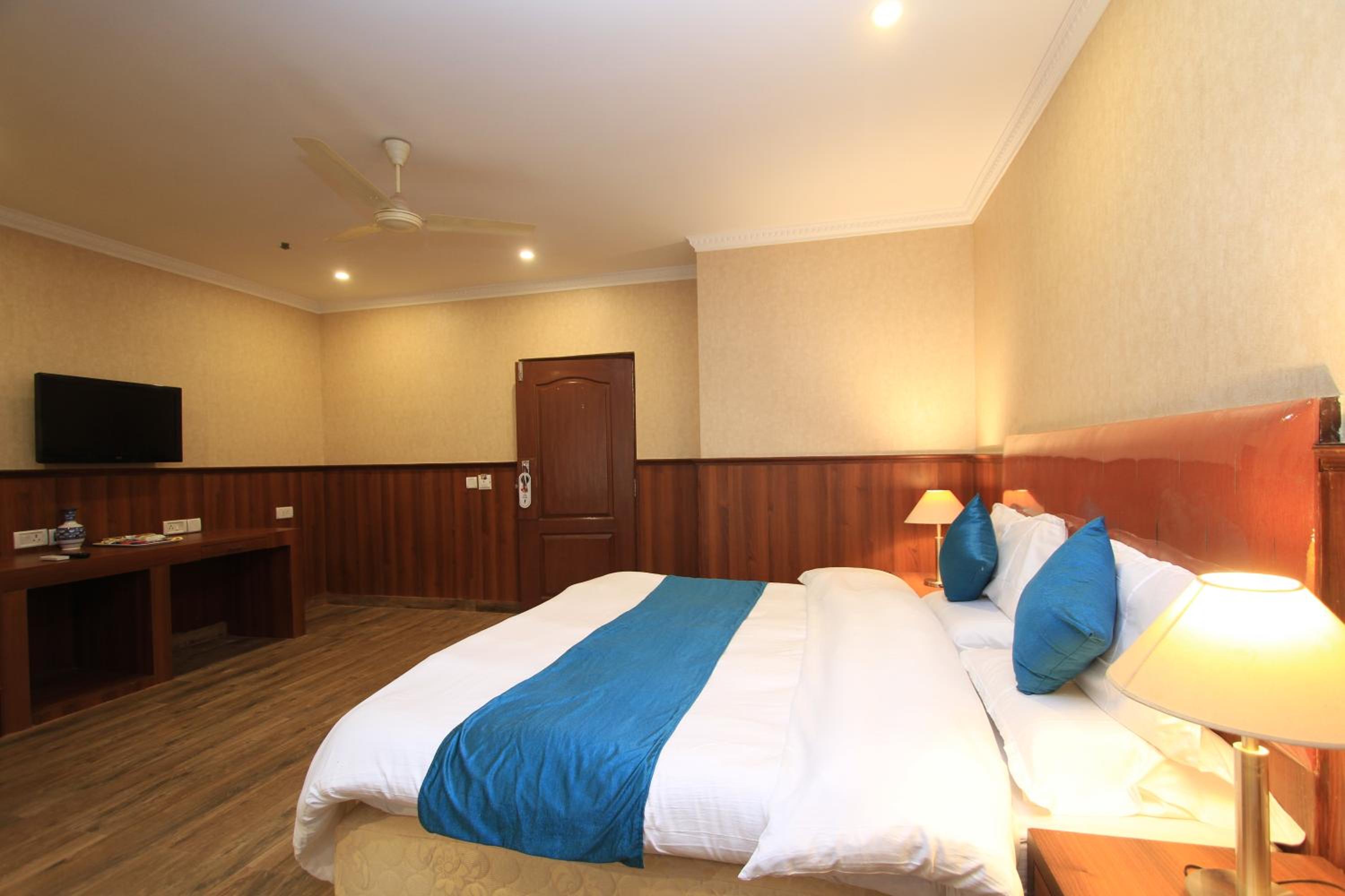 Hotel Empire International Koramangala 17/50