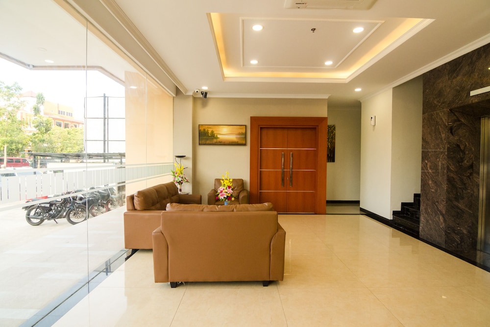 Blitz Hotel Batam Centre 12/37