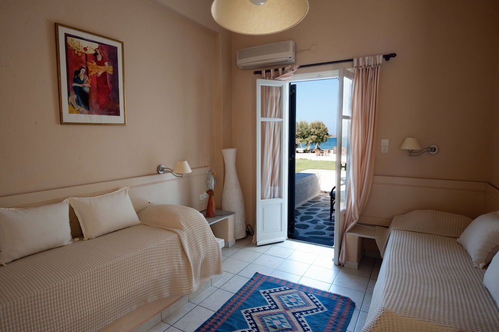 Pounda Resort Paros, a member of Radisson Individuals 38/57