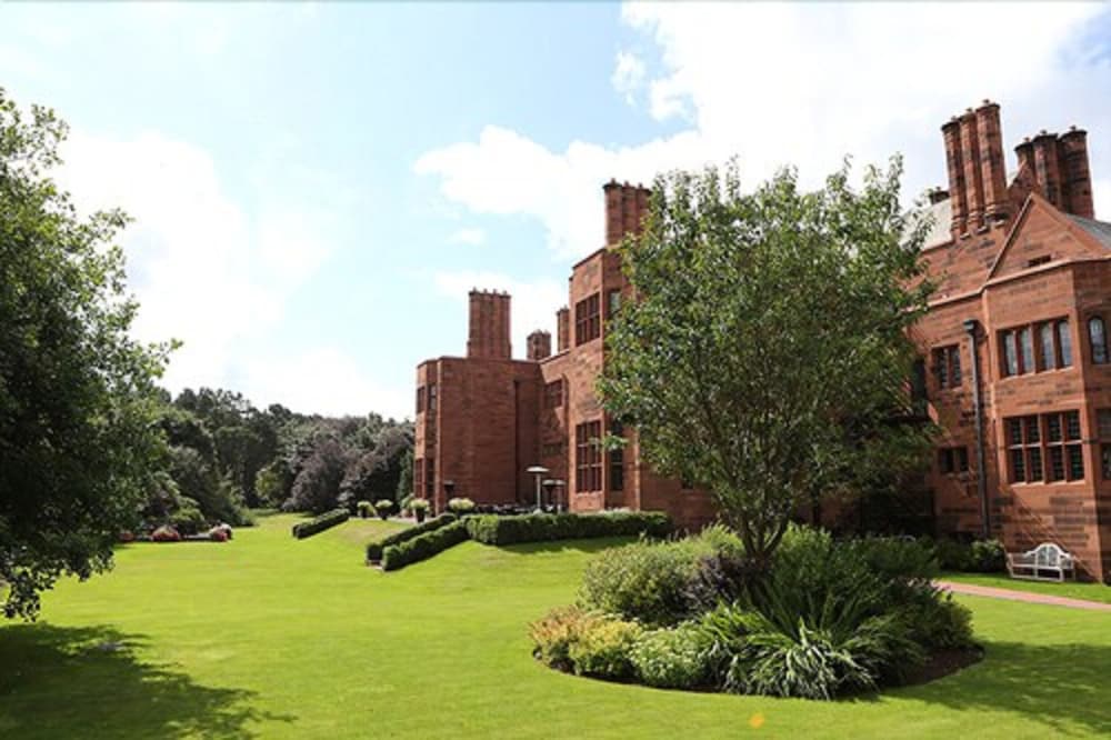 Abbey House Hotel 37/50