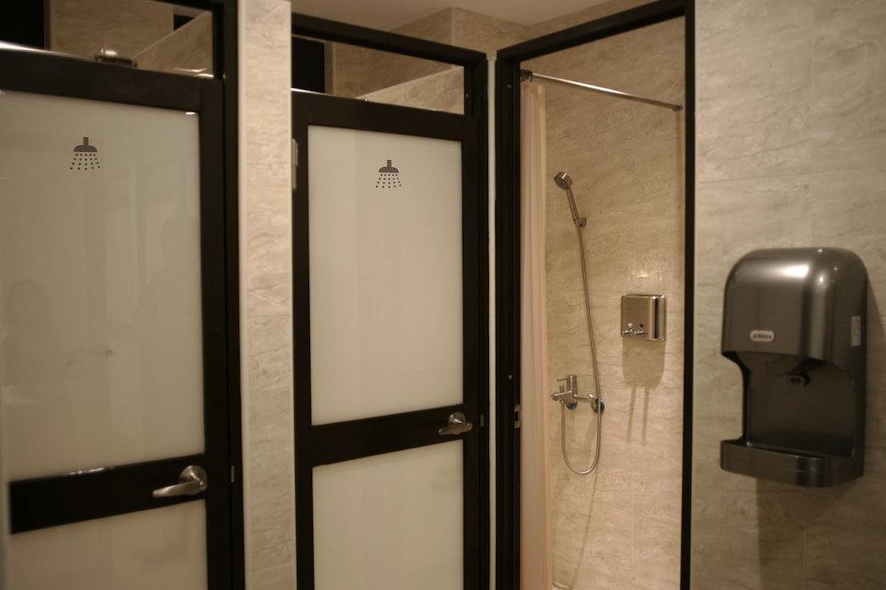 Lutel Hotel 86/100