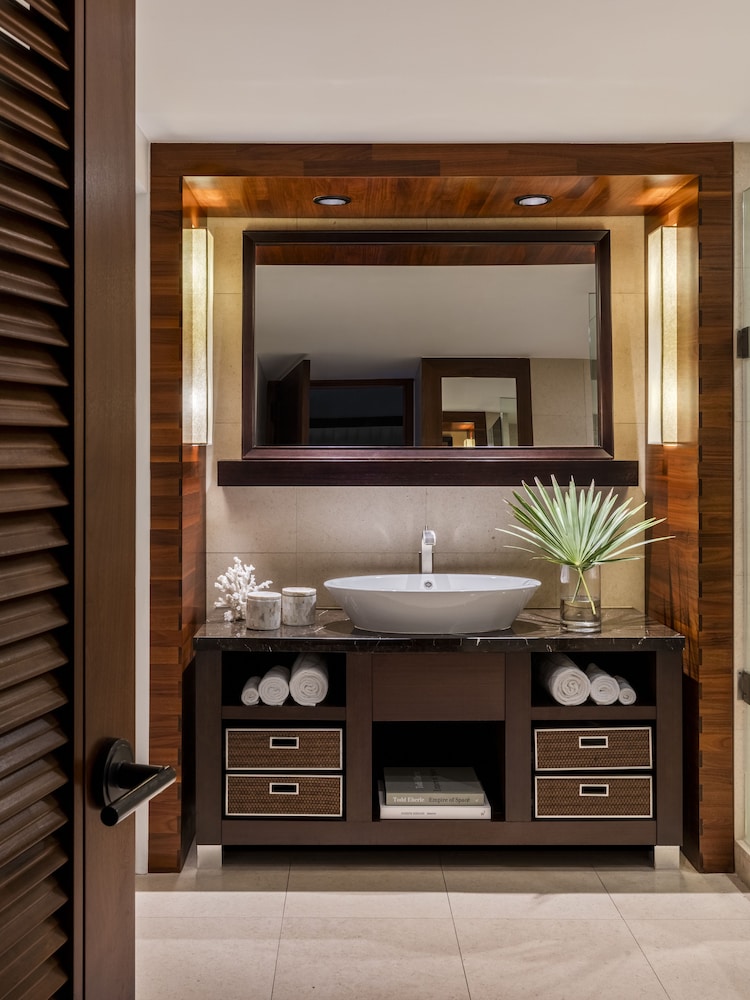 Carillon Miami Wellness Resort 5/44