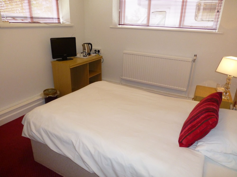 Maes Manor Hotel 4/50