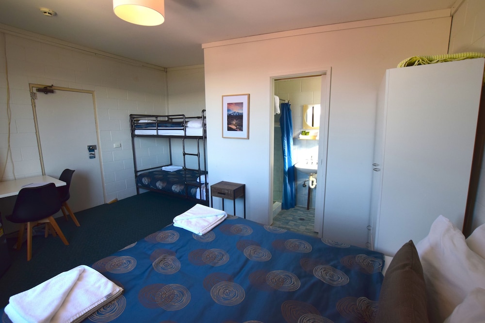 Alpine Resort Motel 21/50