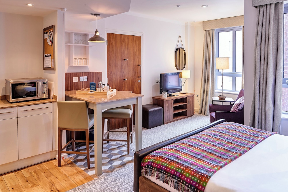Staybridge Suites Liverpool 54/74