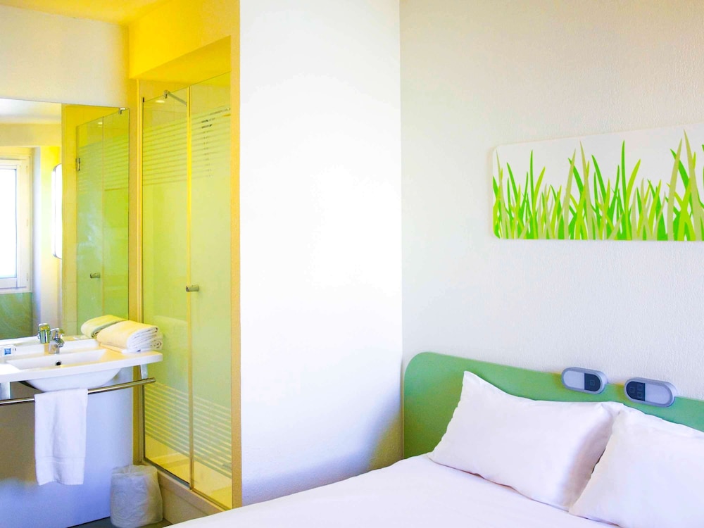 Ibis Budget Toulon Centre 24/67