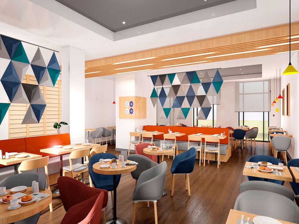 Holiday Inn Express - Almaty, an IHG Hotel 34/47
