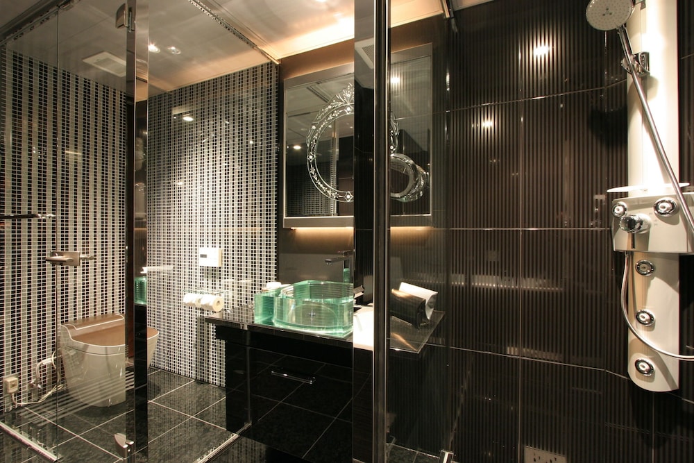 Hotel The Glanz 14/19