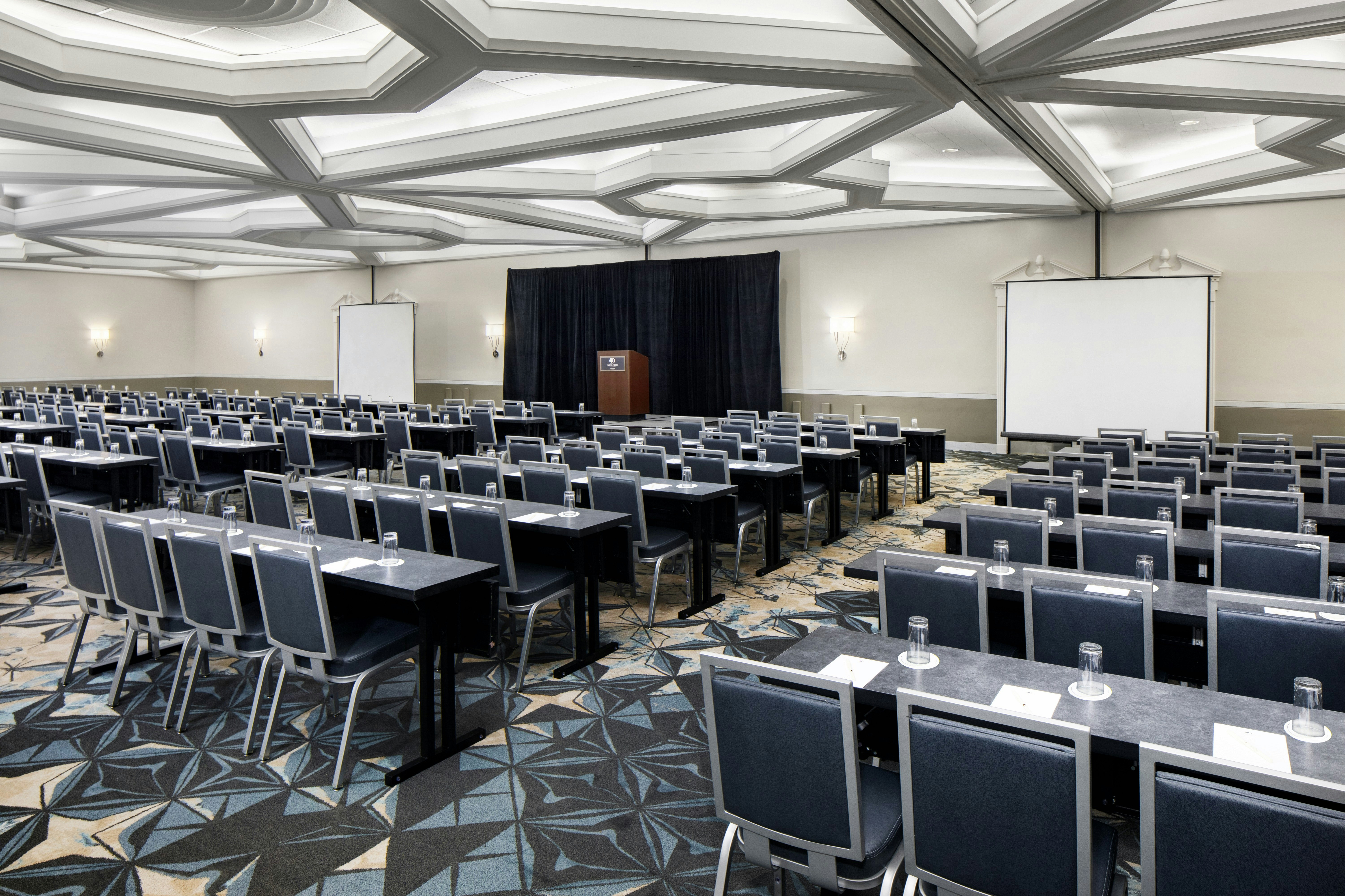 DoubleTree by Hilton Nashua 20/33