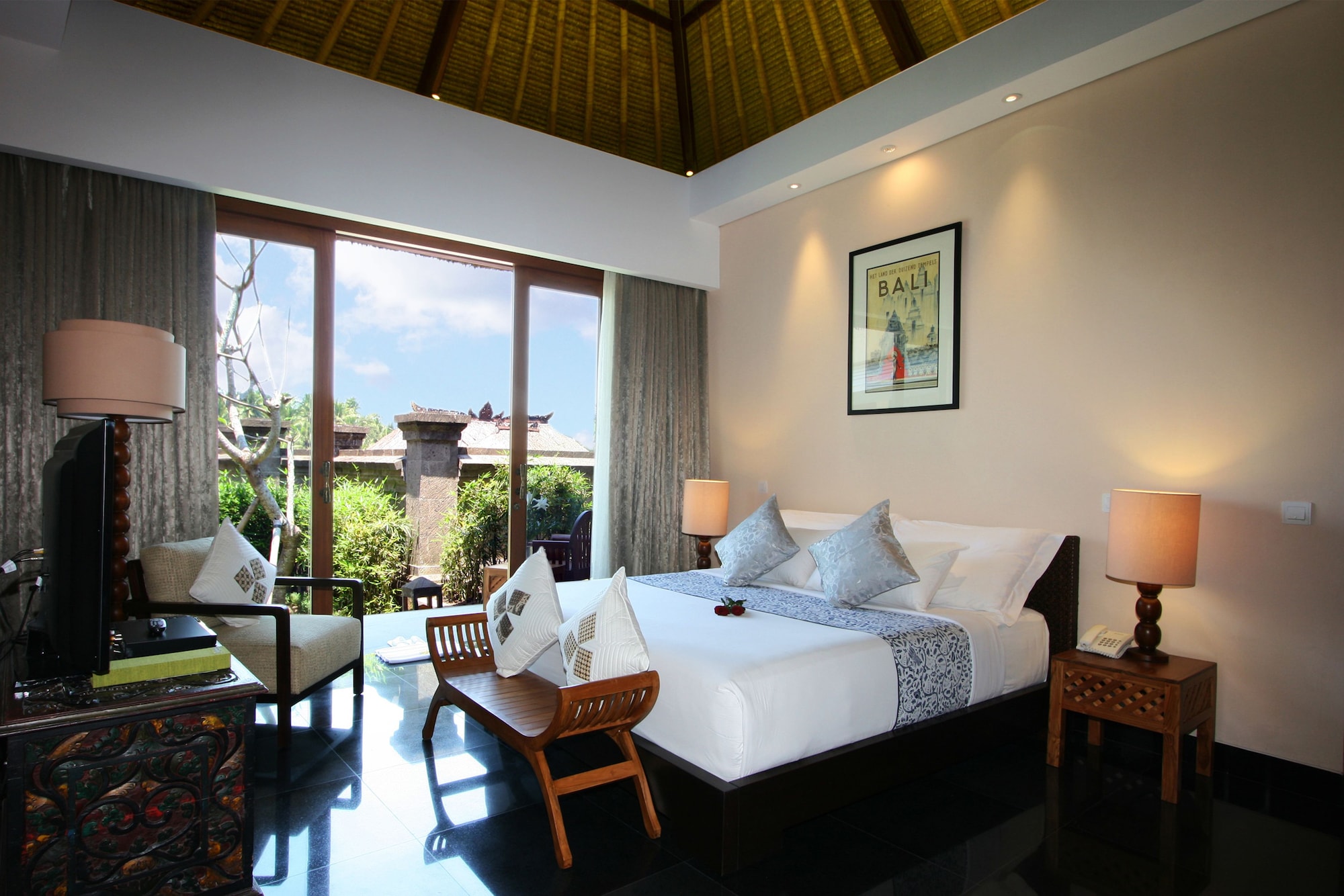3 BEDROOMS, VILLA, PRIVATE POOL