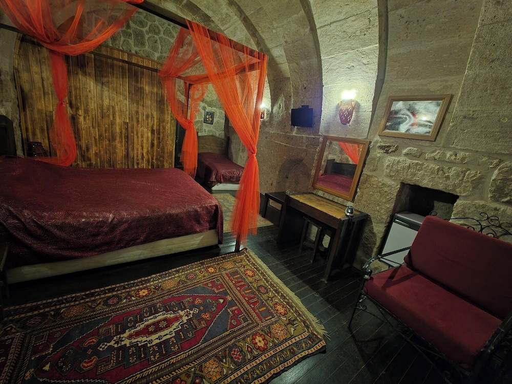 Cappadocia Antique Gelveri Cave Hotel 40/64