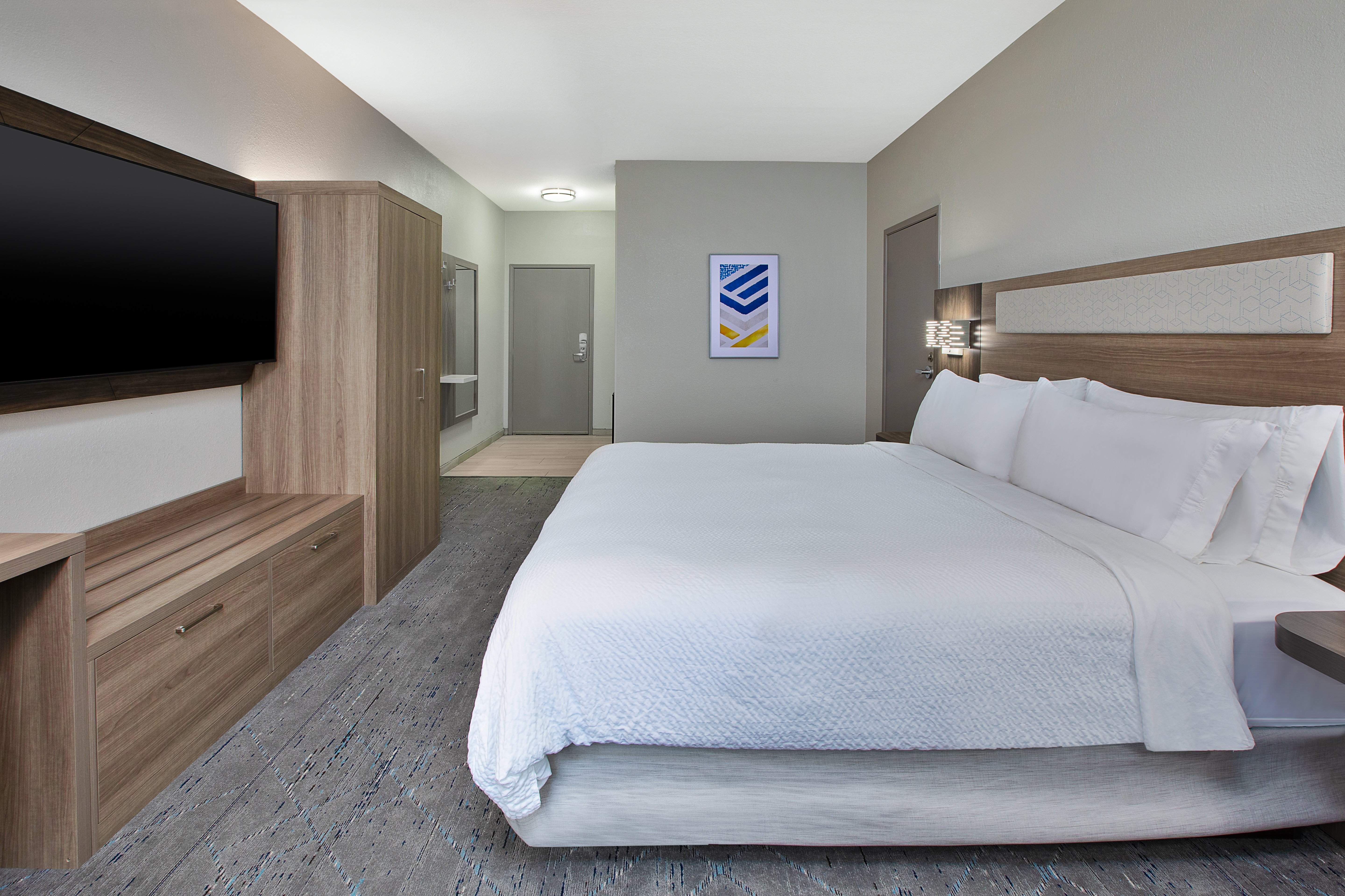 Leisure, King Bed