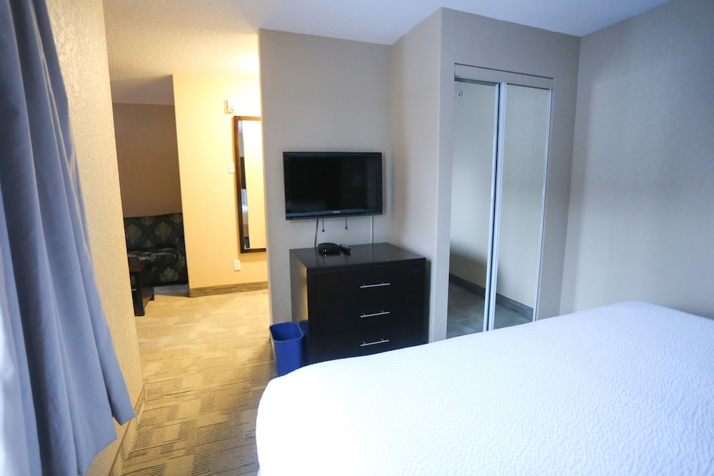 Days Inn Calgary Airport 6/43