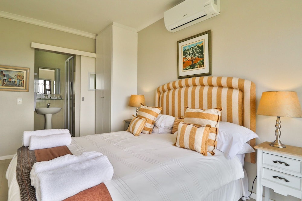 The Whale's Tale Guest House 5/40